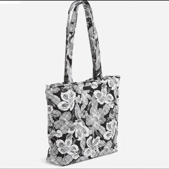 NWT Vera Bradley Tote Bag in Signature Cotton, Bedford Blooms - Picture 3 of 16
